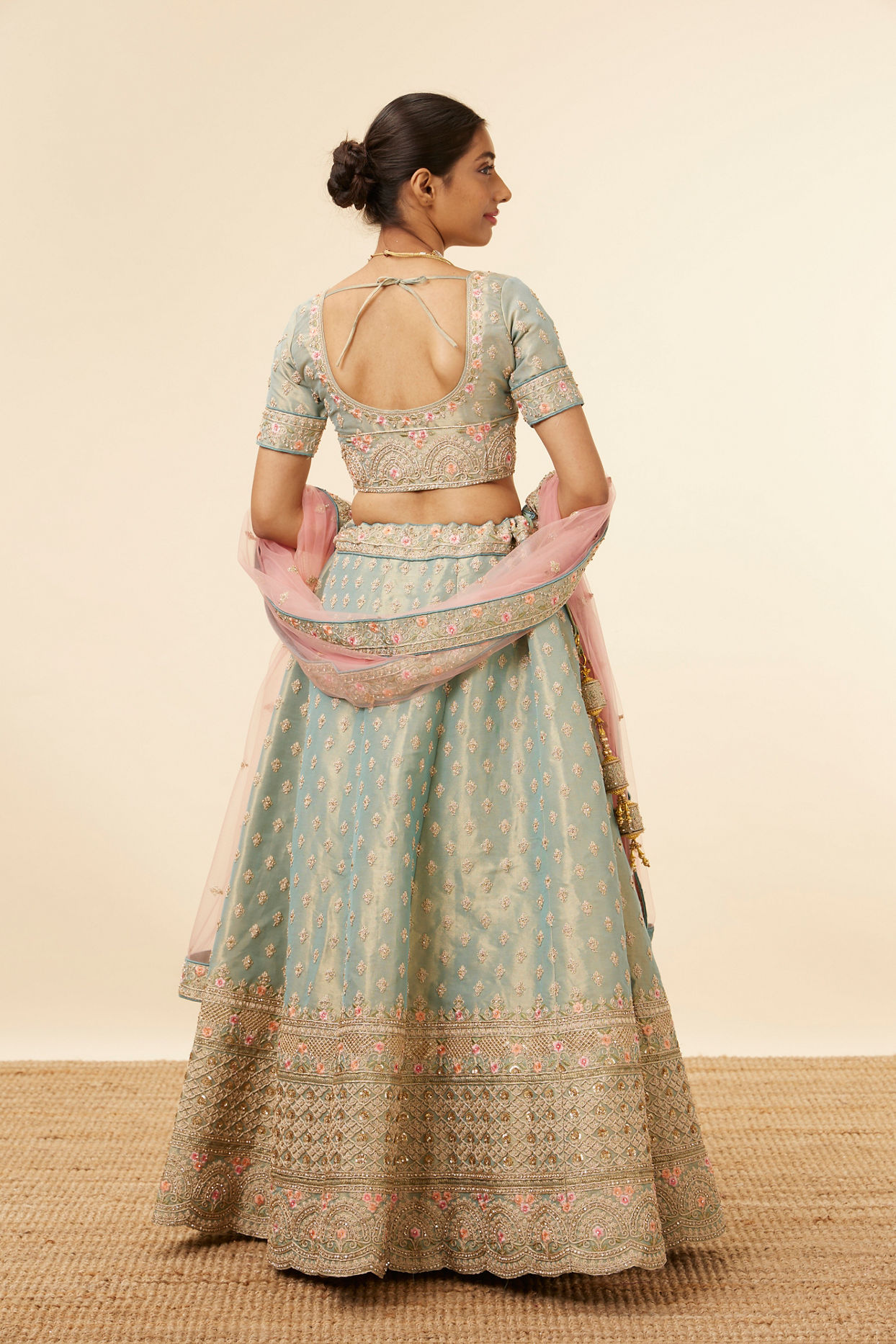 alt message - Mohey Women Sea Green All over Buti Work Lehenga image number 3